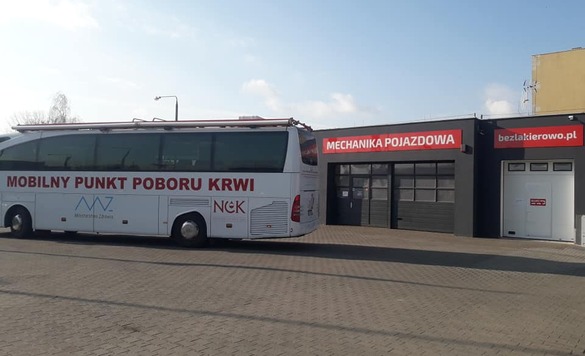 Zdjęcia warsztat samochodowy ProfiAuto Serwis Patrycarro w Płock