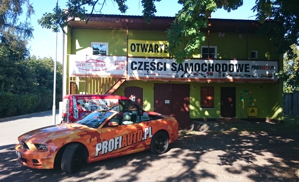 Zdjęcia sklep samochodowy AUTO-JAREX w Świebodzin